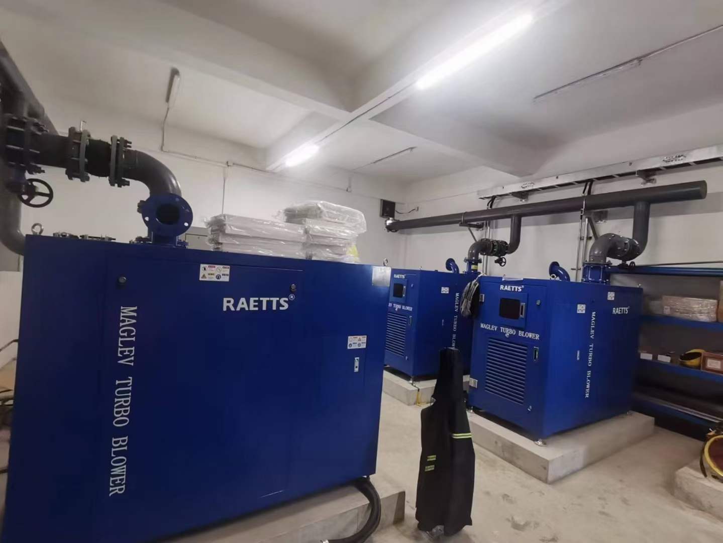 Maglev turbo blower 7.5-600kW 0.001mm micron-level precision intelligent control Magnetic bearing No lubrication required long Service Life for Wastewater Treatment