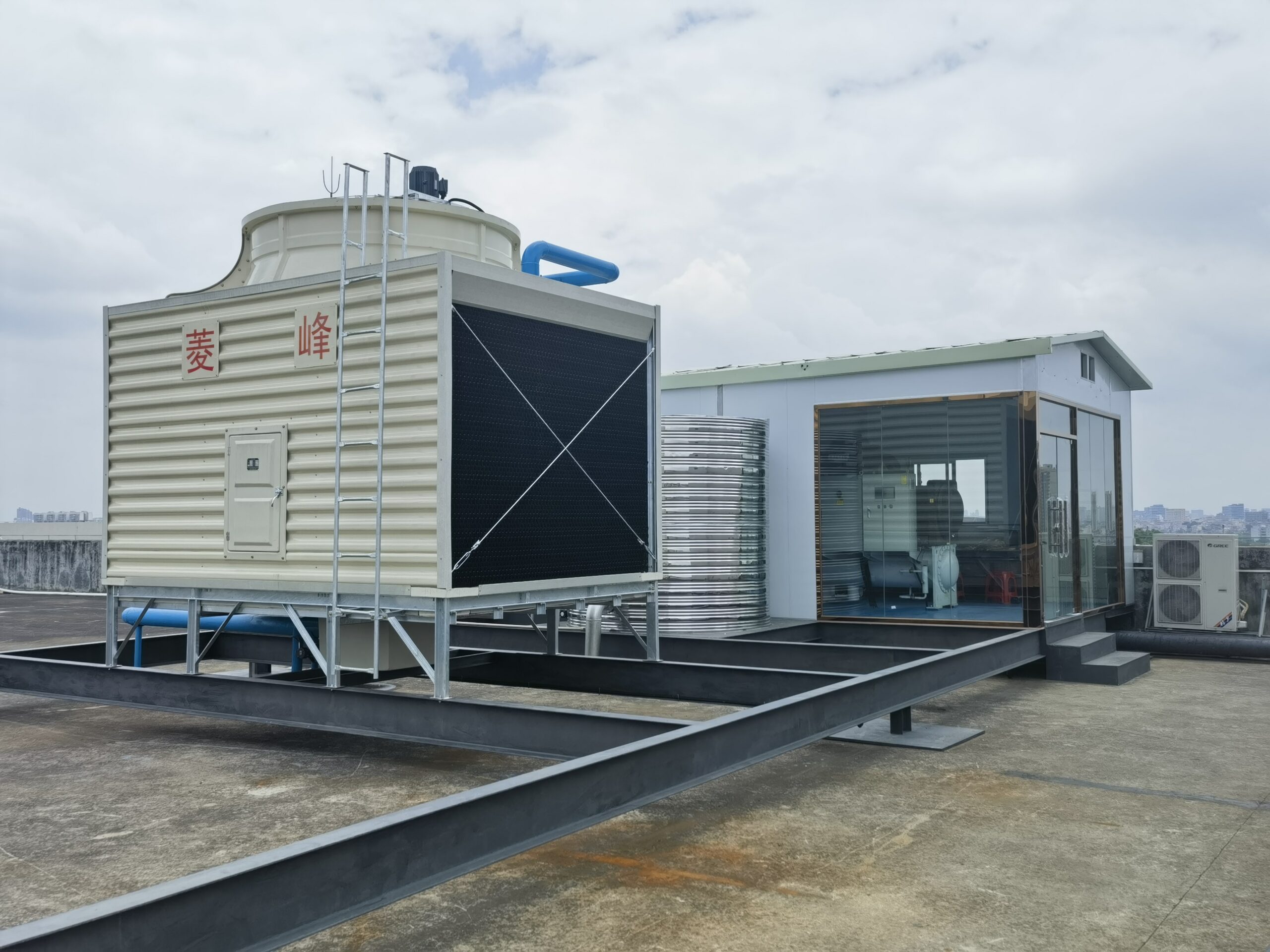 Magnetic levitation Chiller Magnetic bearings Air evaporator Full suspension with zero friction Intelligent frequency conversion for Commercial