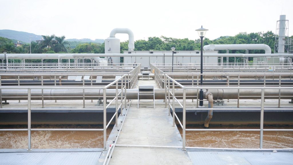 RAETTS maglev blower 110KW for Yunnan wwtp (2)