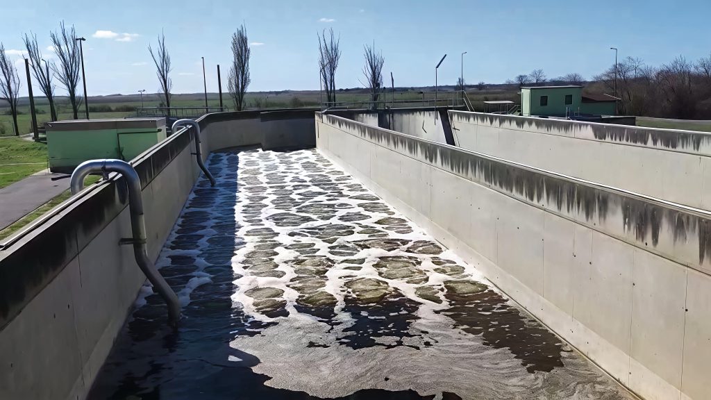 RAETTS 2 sets of 55kw maglev blower installed in oroshaza wwtp hungary (5)